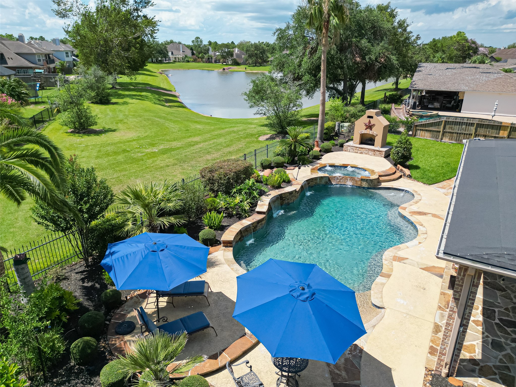 2006 Sandy Lake Drive , Friendswood, TX, 77546 | 72403583 | Realty Texas LLC