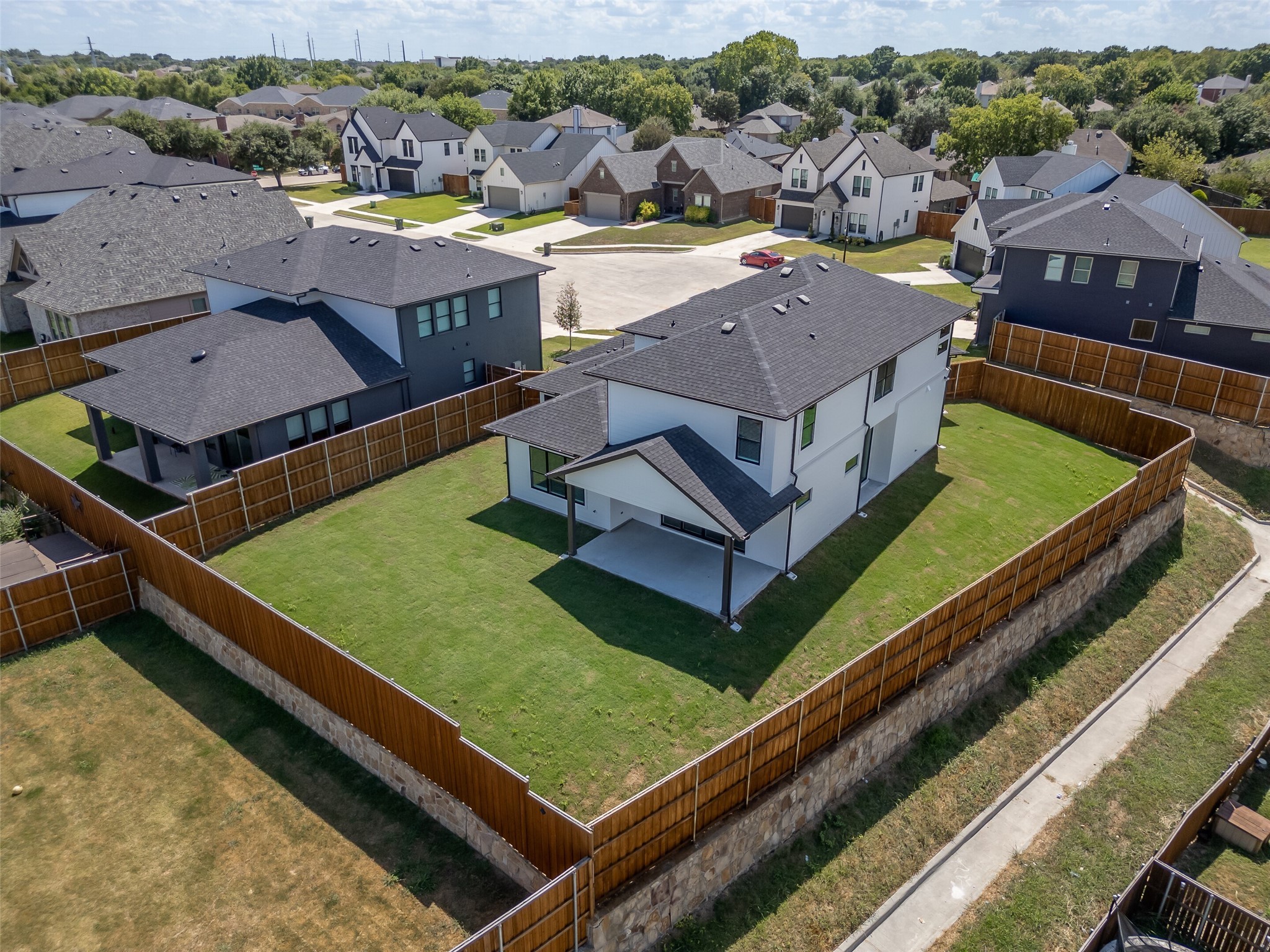 1306 Genoa Circle , Garland, TX, 75040 | 20705895 | Realty Texas LLC
