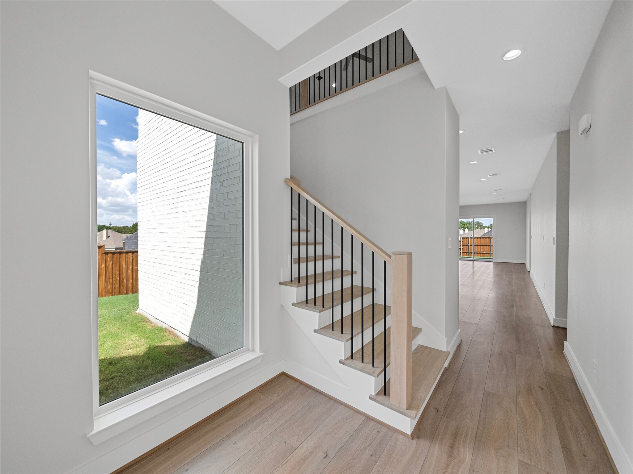 1306 Genoa Circle , Garland, TX, 75040 | 20705895 | Realty Texas LLC