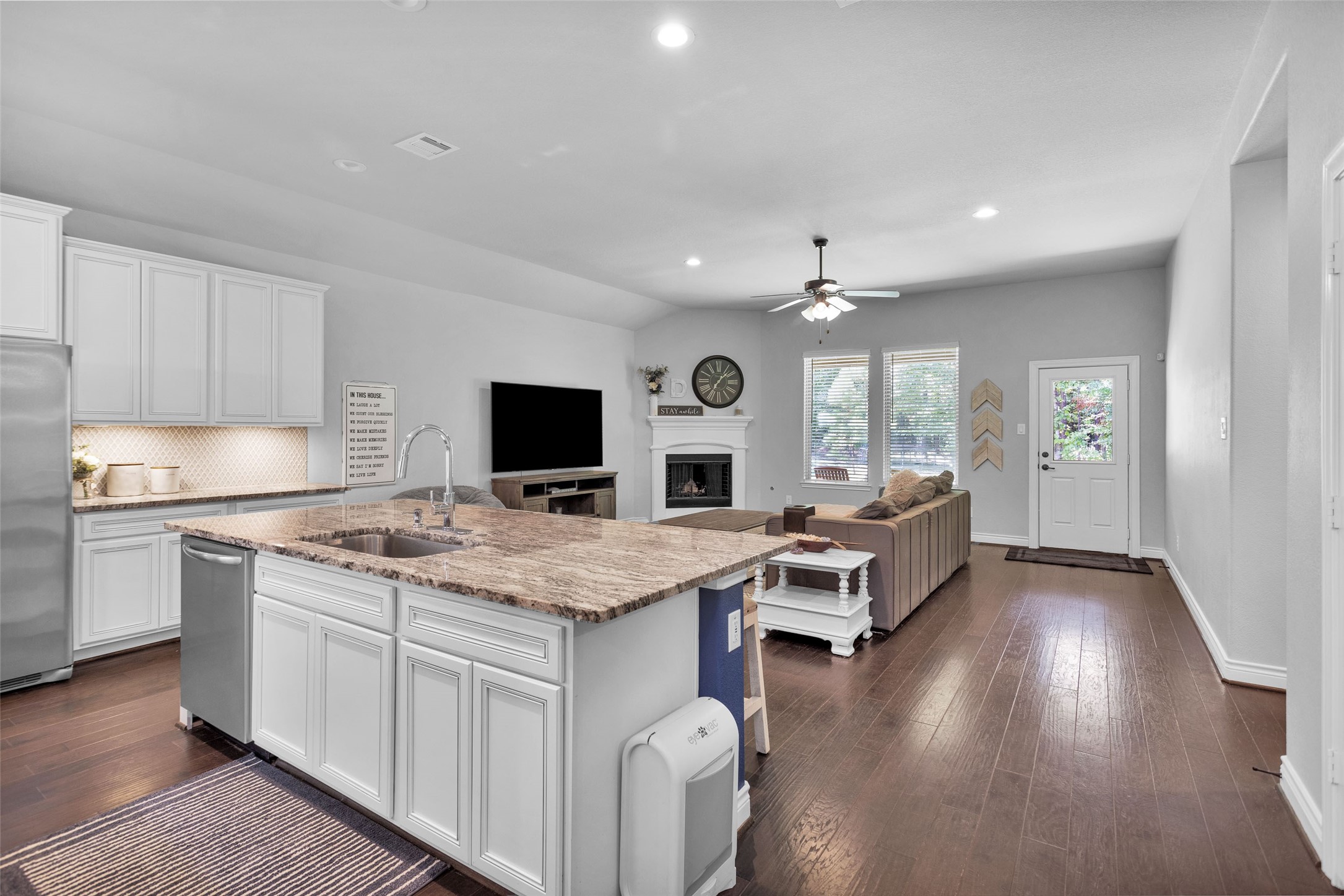 11053 Shadow View Drive , Conroe, TX, 77304 | 25008731 | Realty Texas LLC