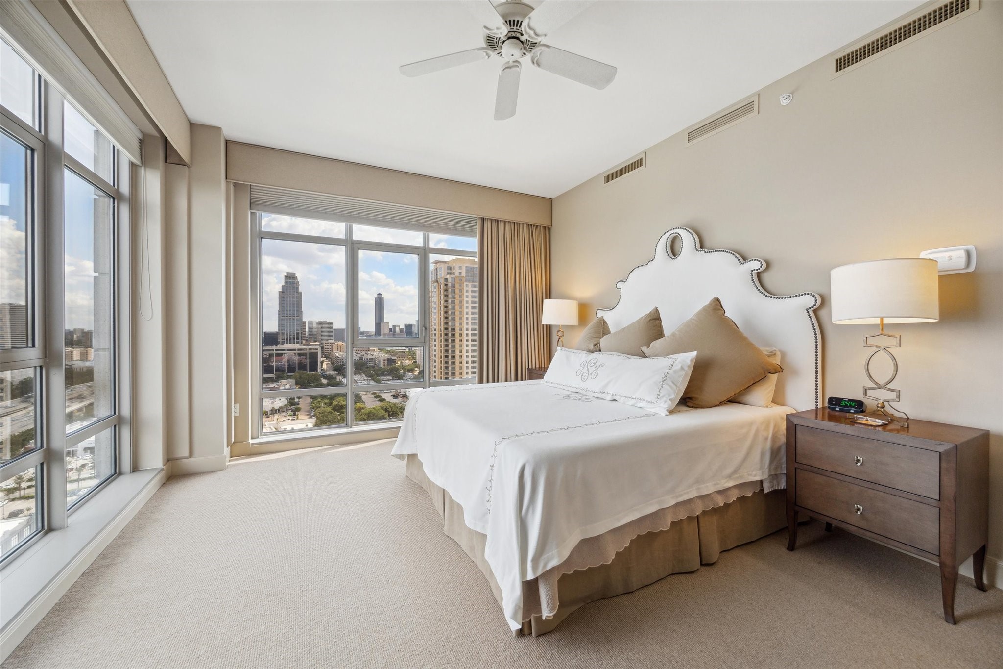 1000 Uptown Park Boulevard 193 , Houston, TX, 77056 | 93582266 | Realty Texas LLC