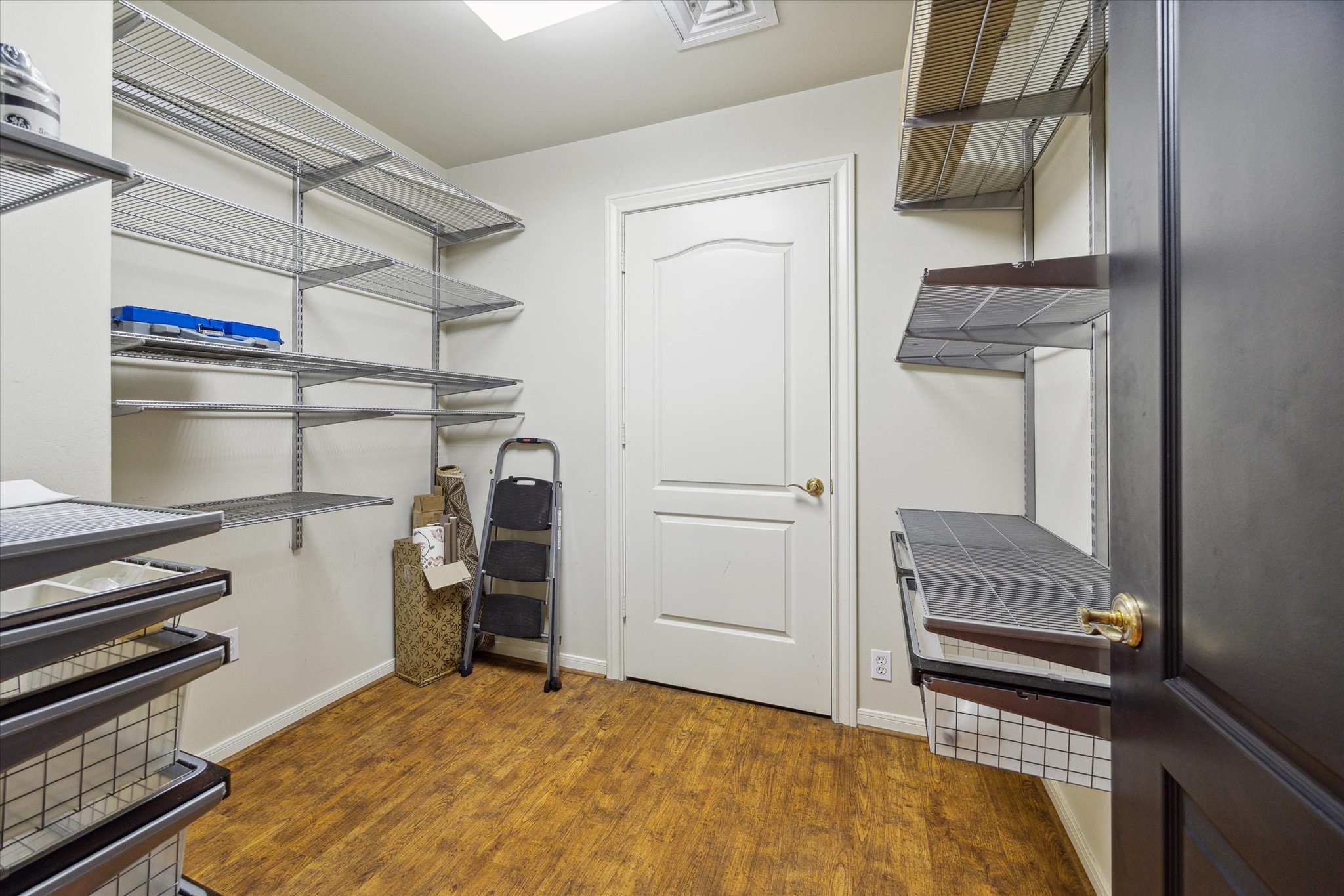 1000 Uptown Park Boulevard 193 , Houston, TX, 77056 | 93582266 | Realty Texas LLC