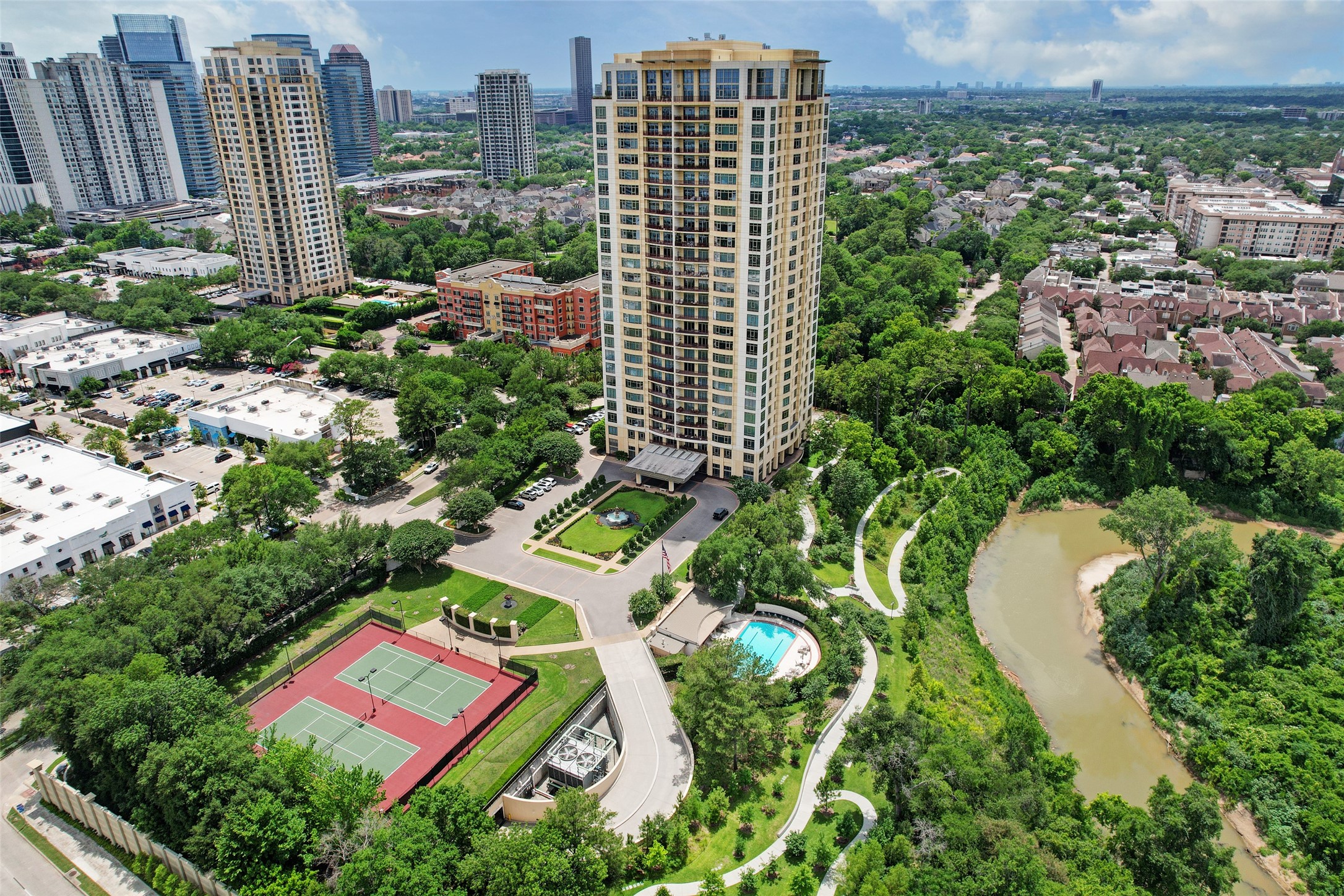 1000 Uptown Park Boulevard 193 , Houston, TX, 77056 | 93582266 | Realty Texas LLC