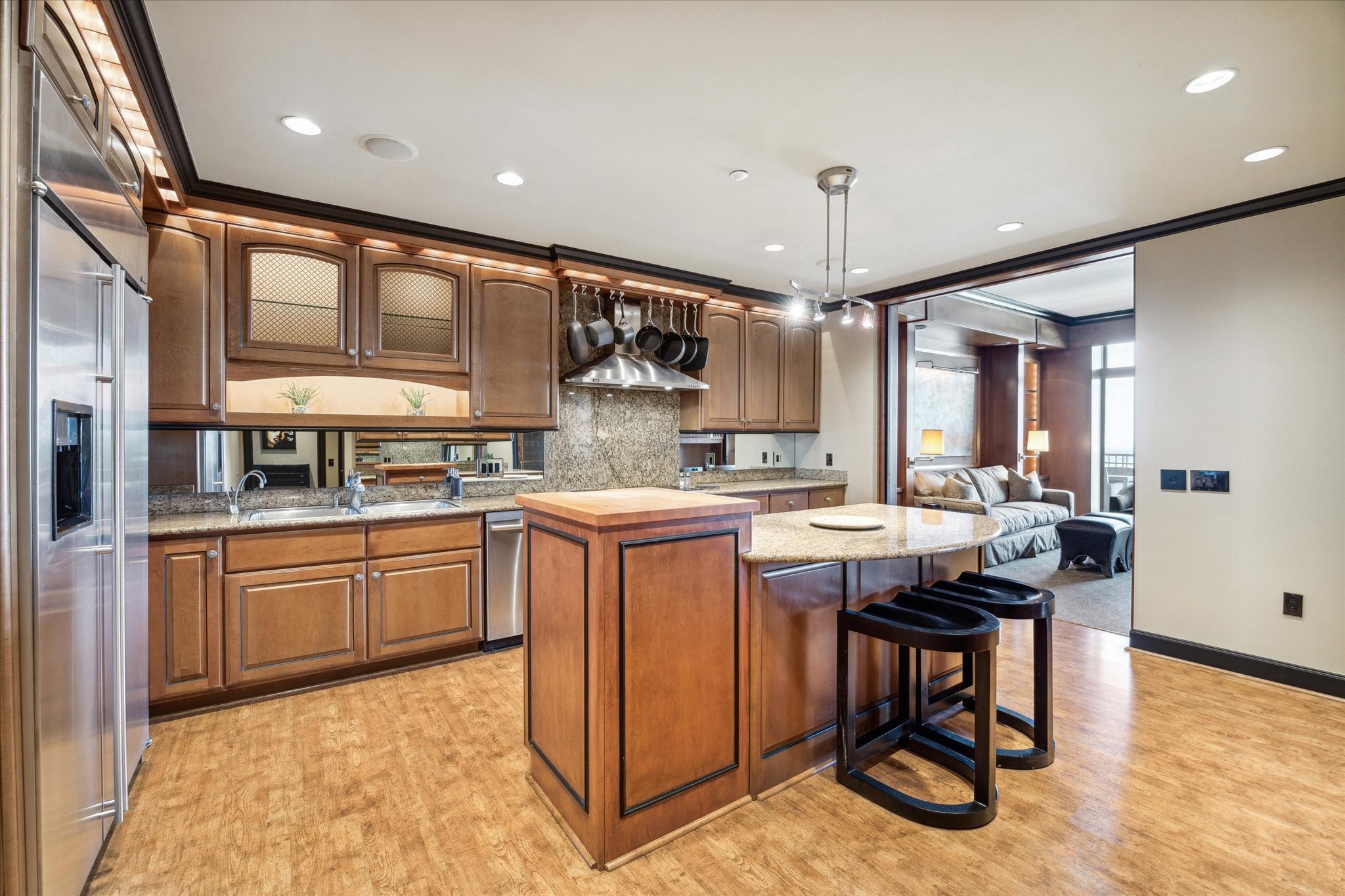 1000 Uptown Park Boulevard 193 , Houston, TX, 77056 | 93582266 | Realty Texas LLC