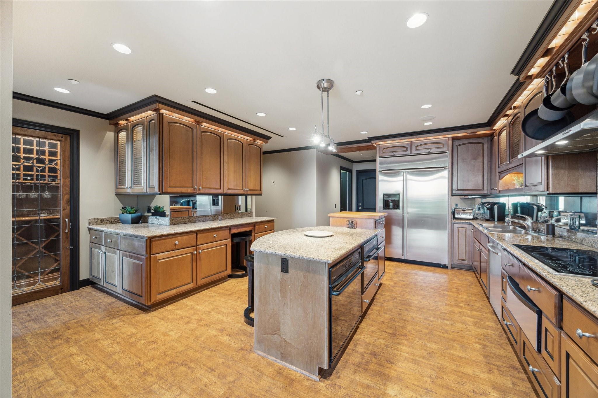 1000 Uptown Park Boulevard 193 , Houston, TX, 77056 | 93582266 | Realty Texas LLC