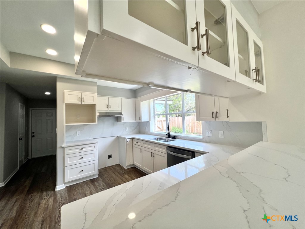 604 Bramble Bush Lane , Victoria, TX, 77904 | 554473 | Realty Texas LLC