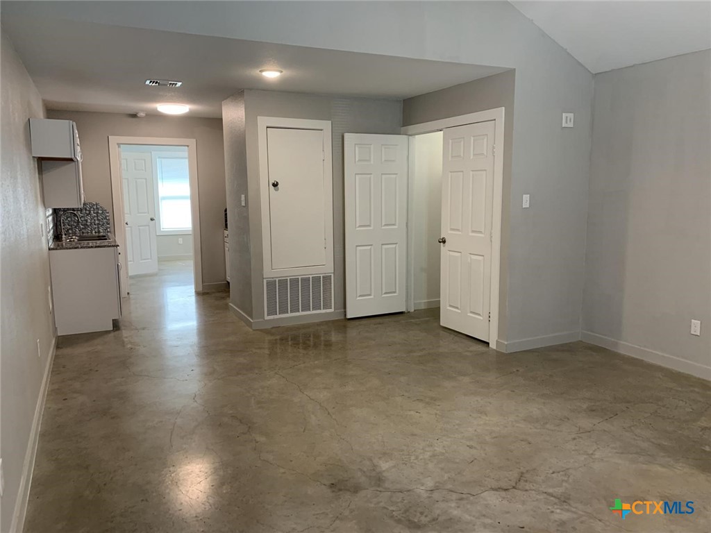 1413 S Martin Luther King Jr Drive B , Temple, TX, 76504 | 554513 | Realty Texas LLC