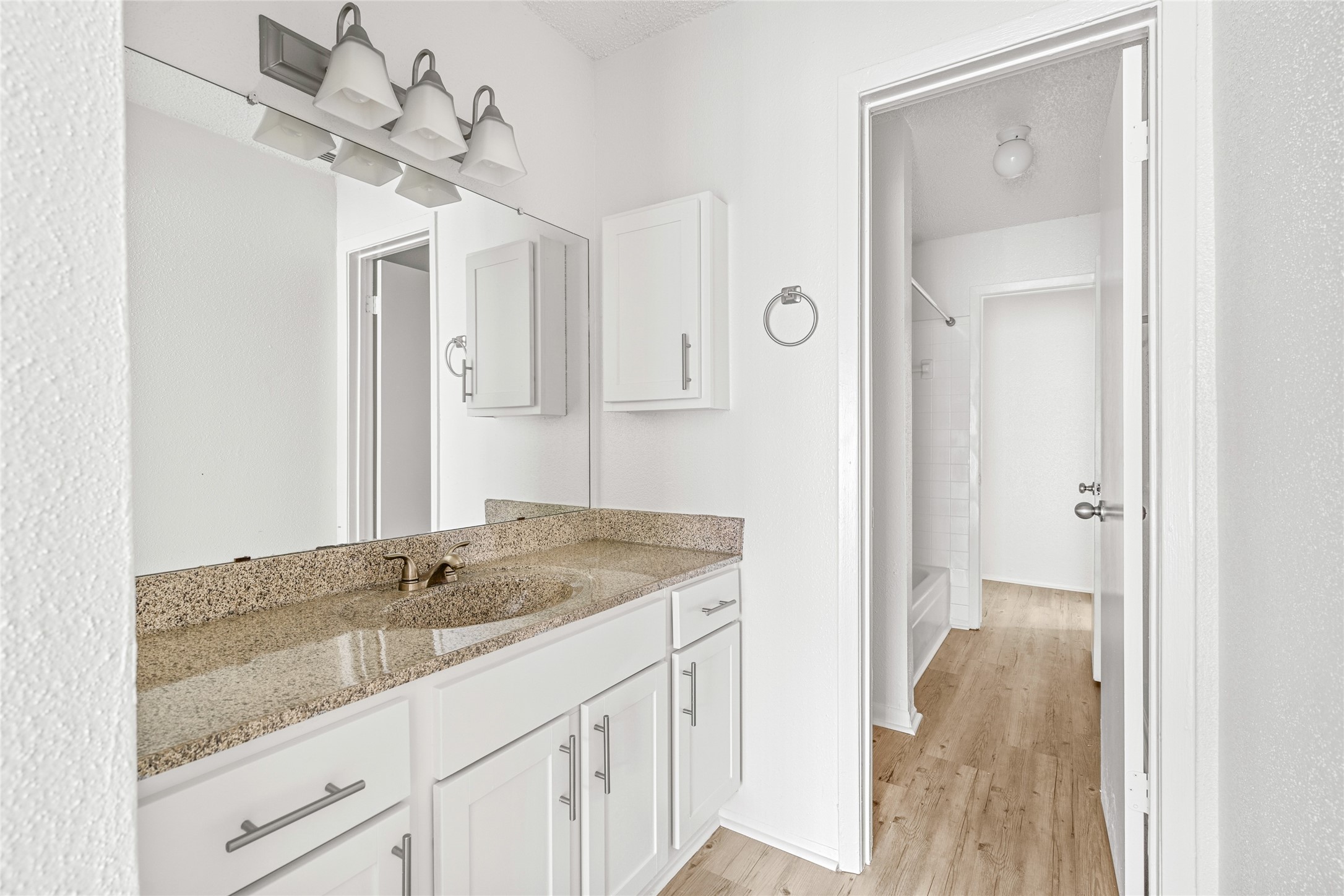 2111 Holly Hall Street 1716 , Houston, TX, 77054 | 46262049 | Realty Texas LLC