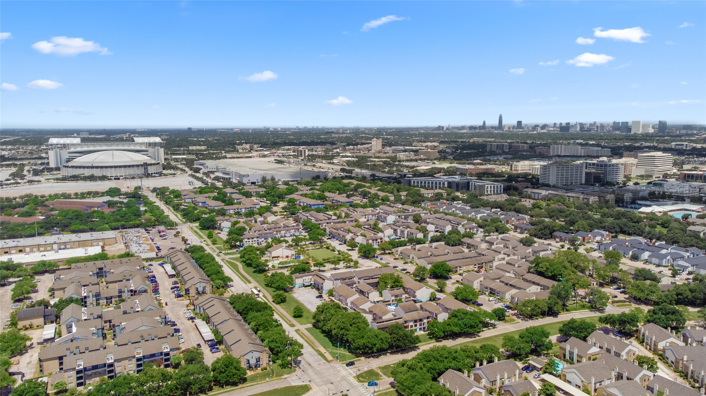 2111 Holly Hall Street 1716 , Houston, TX, 77054 | 46262049 | Realty Texas LLC