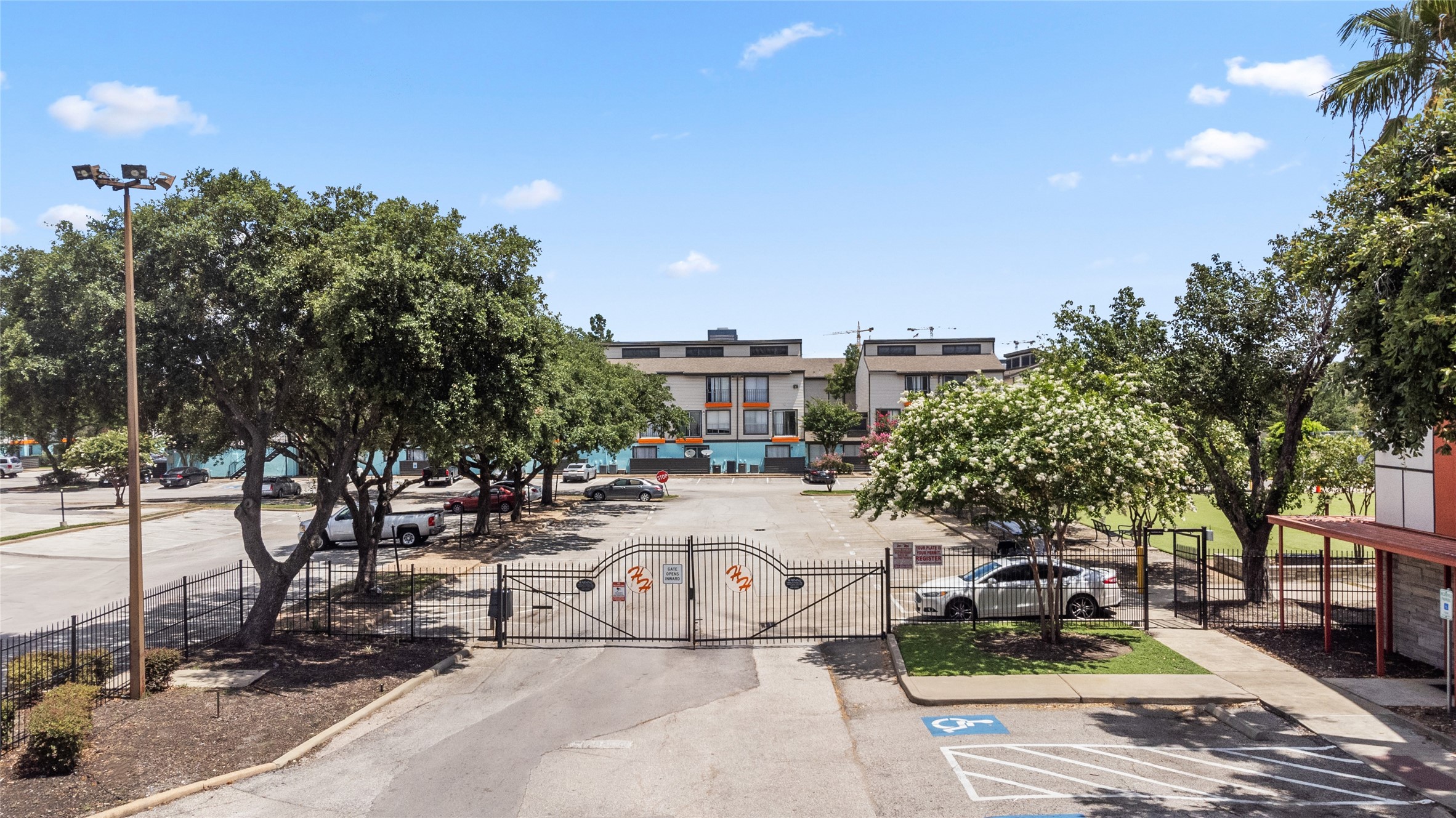 2111 Holly Hall Street 1716 , Houston, TX, 77054 | 46262049 | Realty Texas LLC