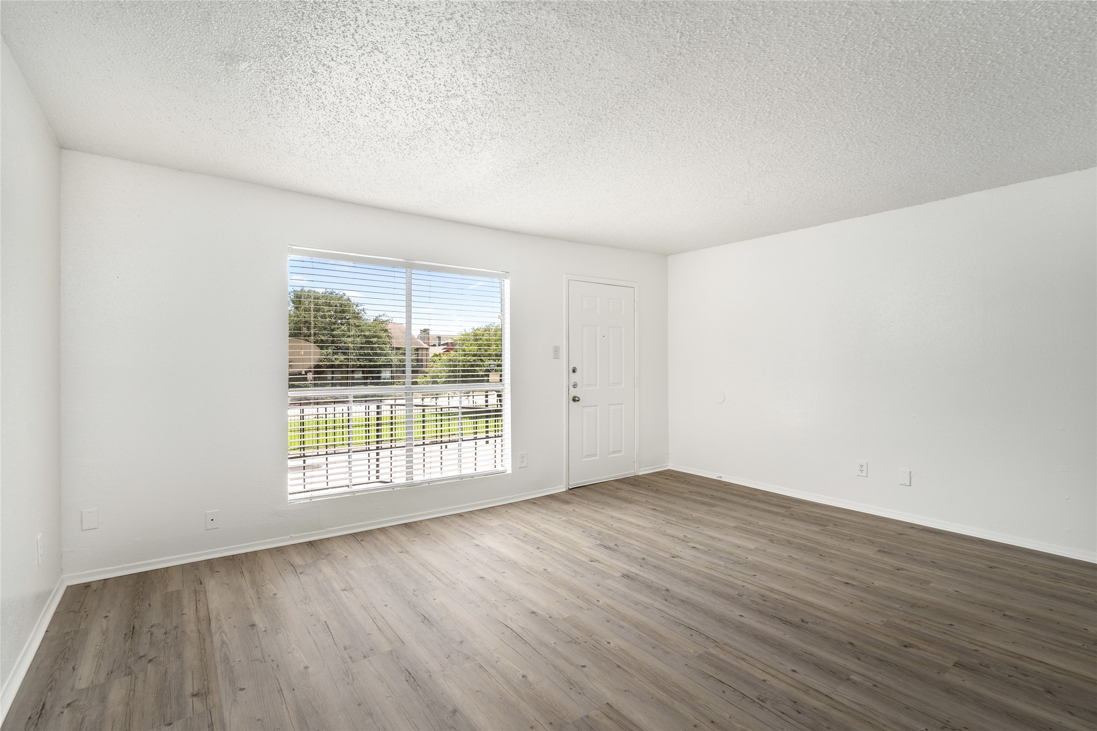 2111 Holly Hall Street 1716 , Houston, TX, 77054 | 46262049 | Realty Texas LLC