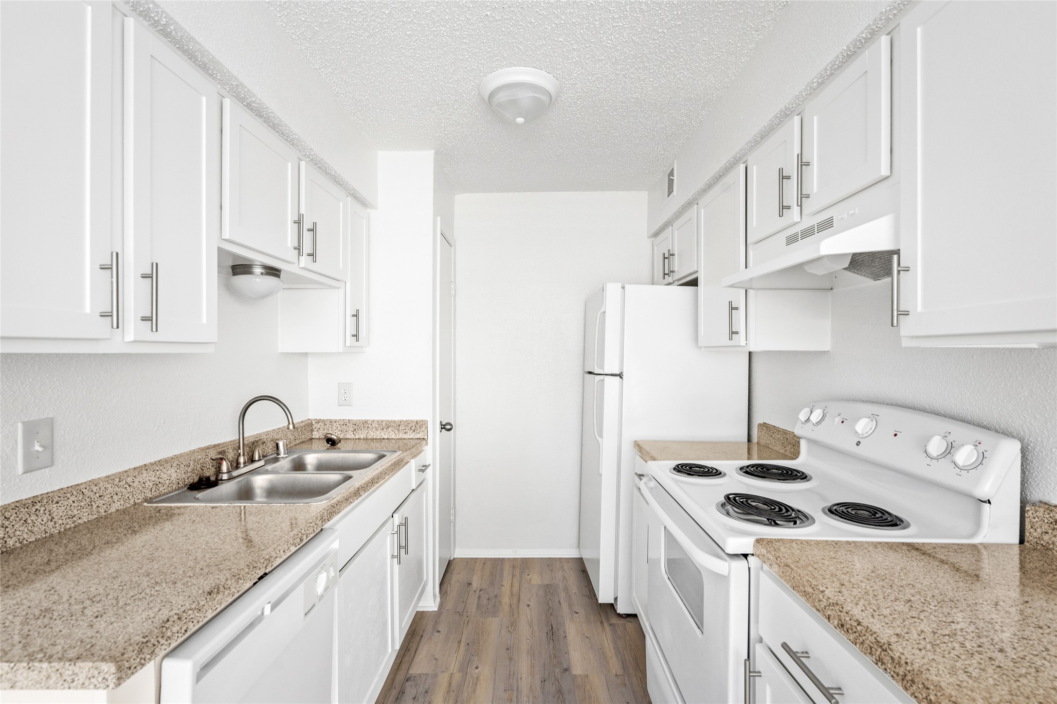 2111 Holly Hall Street 1716 , Houston, TX, 77054 | 46262049 | Realty Texas LLC