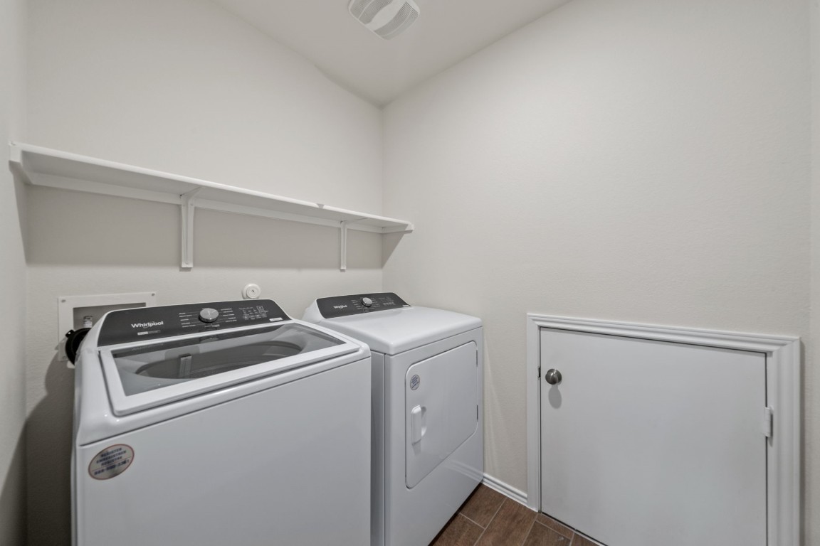 355 Tree Nut Loop , Buda, TX, 78610 | 7749831 | Realty Texas LLC