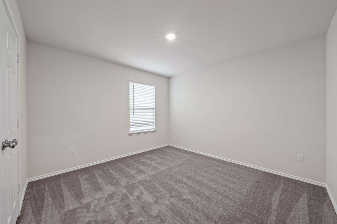 355 Tree Nut Loop , Buda, TX, 78610 | 7749831 | Realty Texas LLC