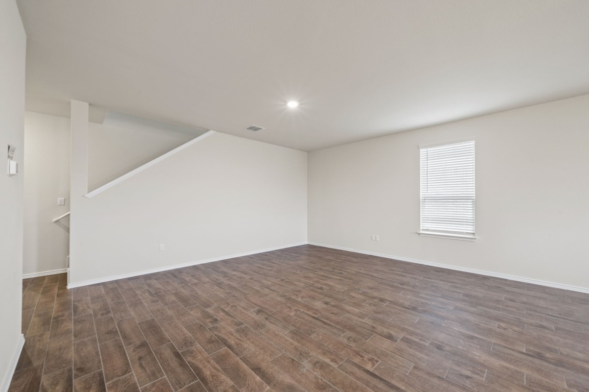 355 Tree Nut Loop , Buda, TX, 78610 | 7749831 | Realty Texas LLC