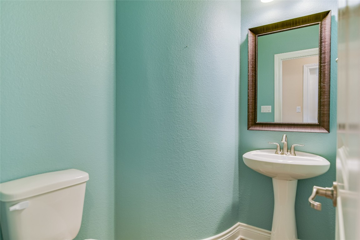 305 Clubhouse Drive , Georgetown, TX, 78628 | 6926820 | Realty Texas LLC