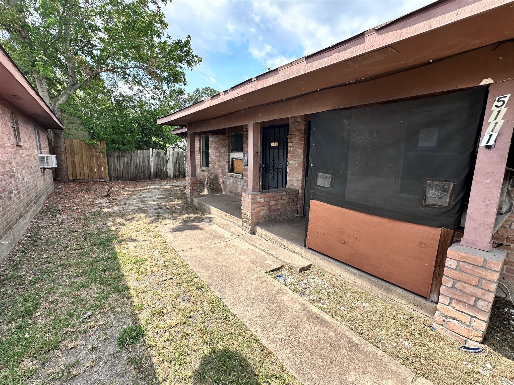 5111 Clover Street Street , Houston, TX, 77033 | 88574734 | Realty Texas LLC