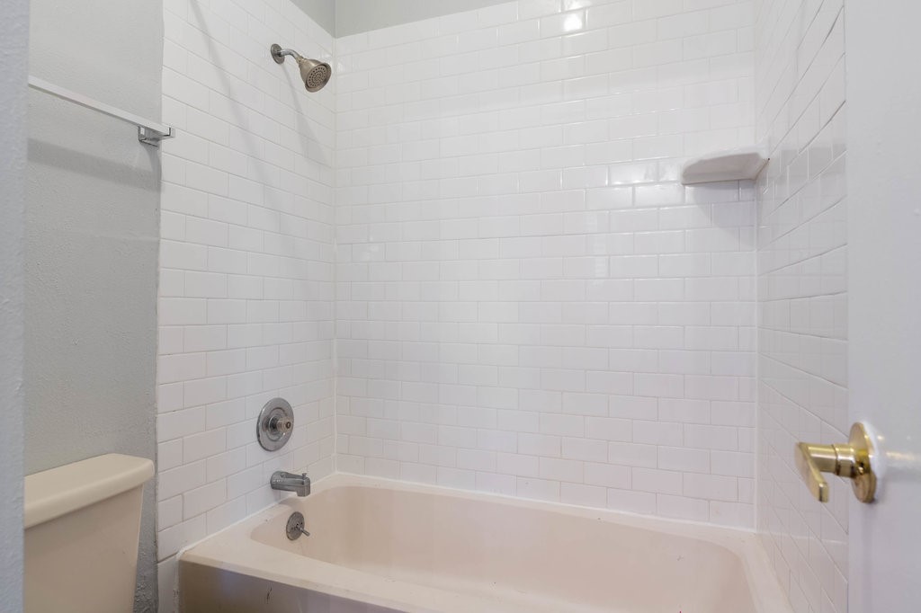 5303 Indio Cove B