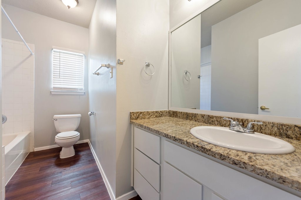 5303 Indio Cove B