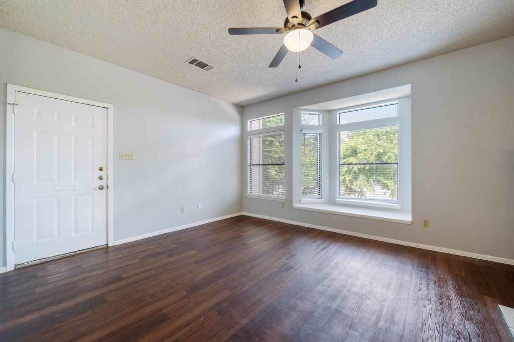 5303 Indio Cove B