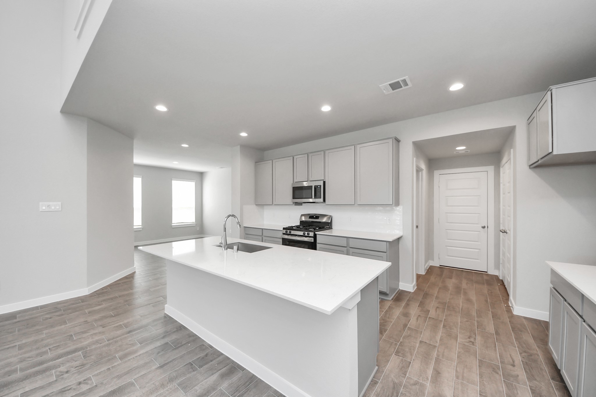 8406 Snowy Owl Lane , Houston, TX, 77049 | 69573495 | Realty Texas LLC