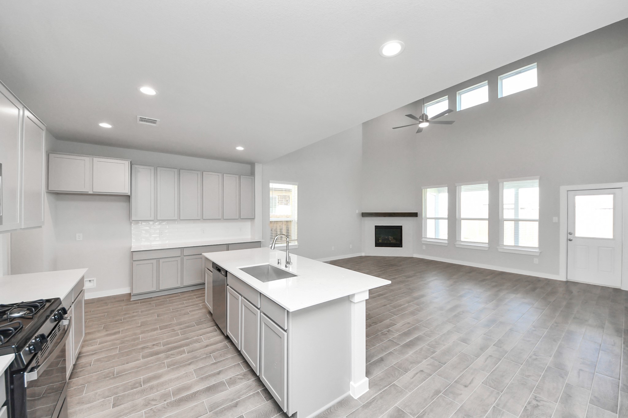 8406 Snowy Owl Lane , Houston, TX, 77049 | 69573495 | Realty Texas LLC