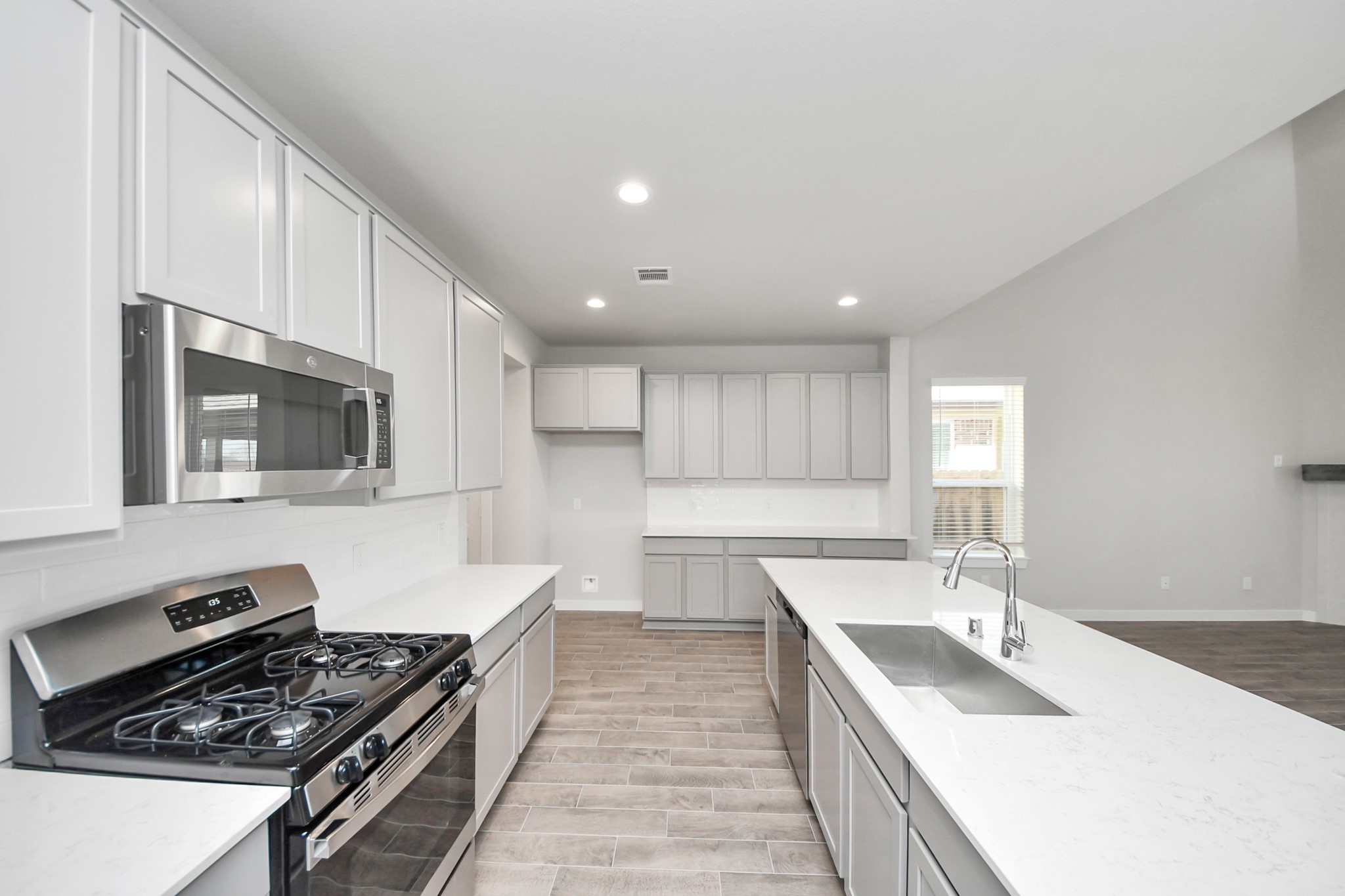 8406 Snowy Owl Lane , Houston, TX, 77049 | 69573495 | Realty Texas LLC