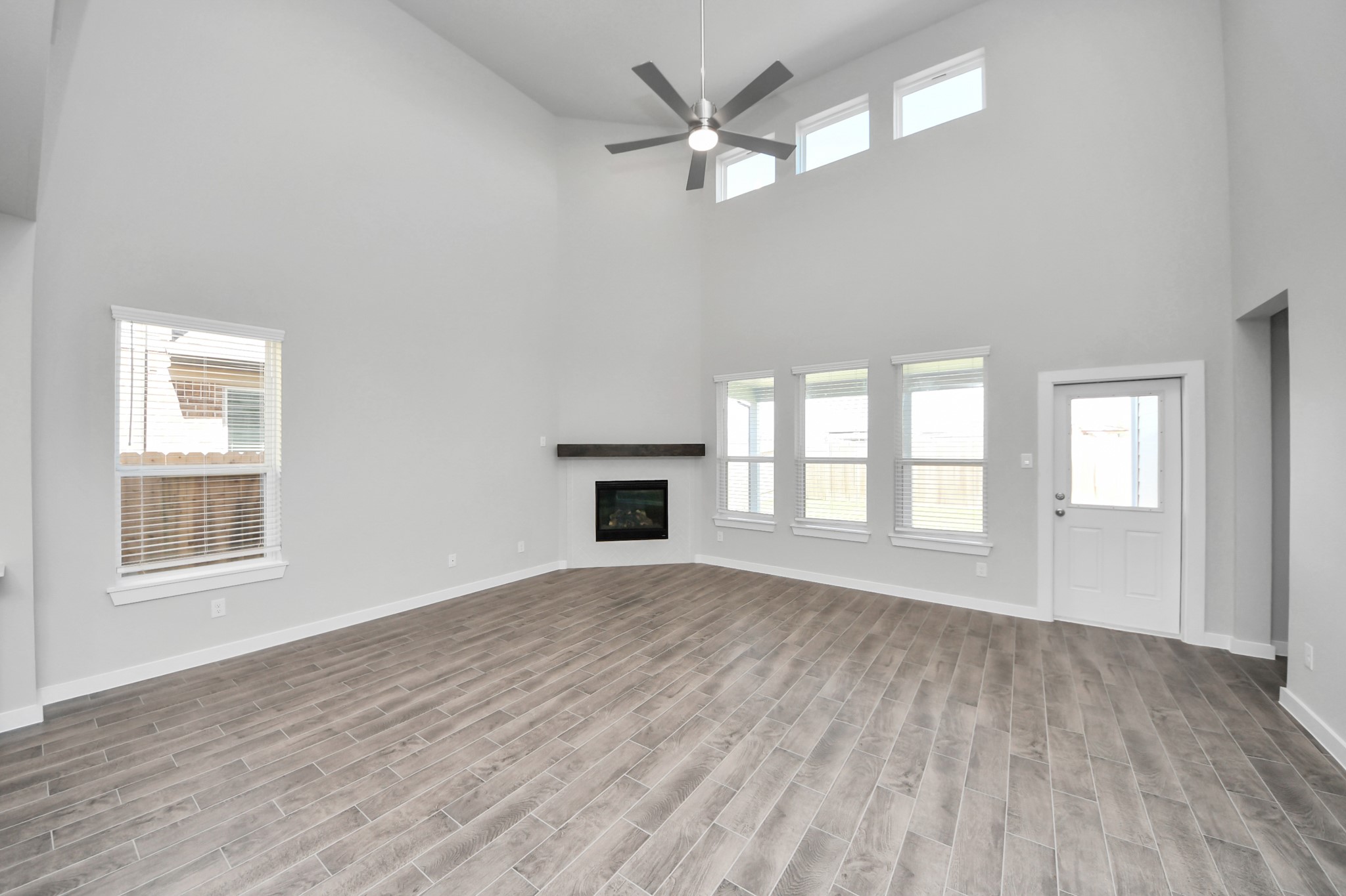 8406 Snowy Owl Lane , Houston, TX, 77049 | 69573495 | Realty Texas LLC