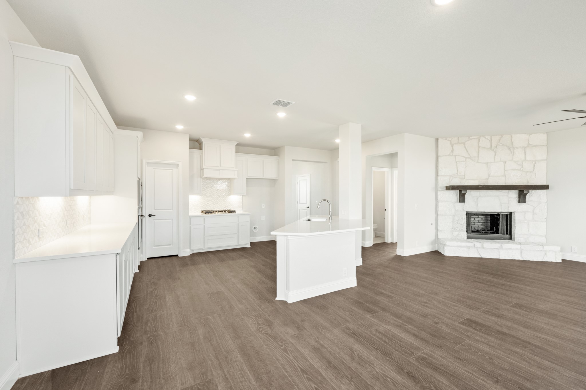 11709 Flathead Court , Godley, TX, 76044 | 20713160 | Realty Texas LLC