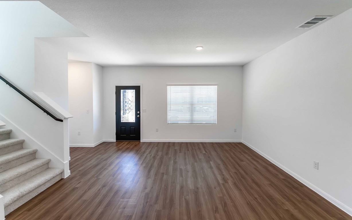 215 Tokalaun Drive , Hutto, TX, 78634 | 8273276 | Realty Texas LLC