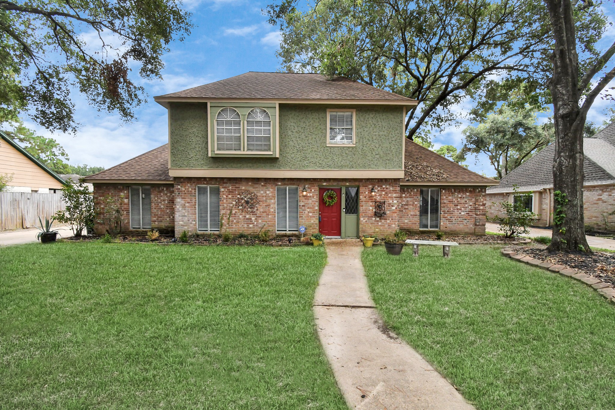 5123 Green Springs Drive , Houston, TX, 77066 | 3417600 | Realty Texas LLC