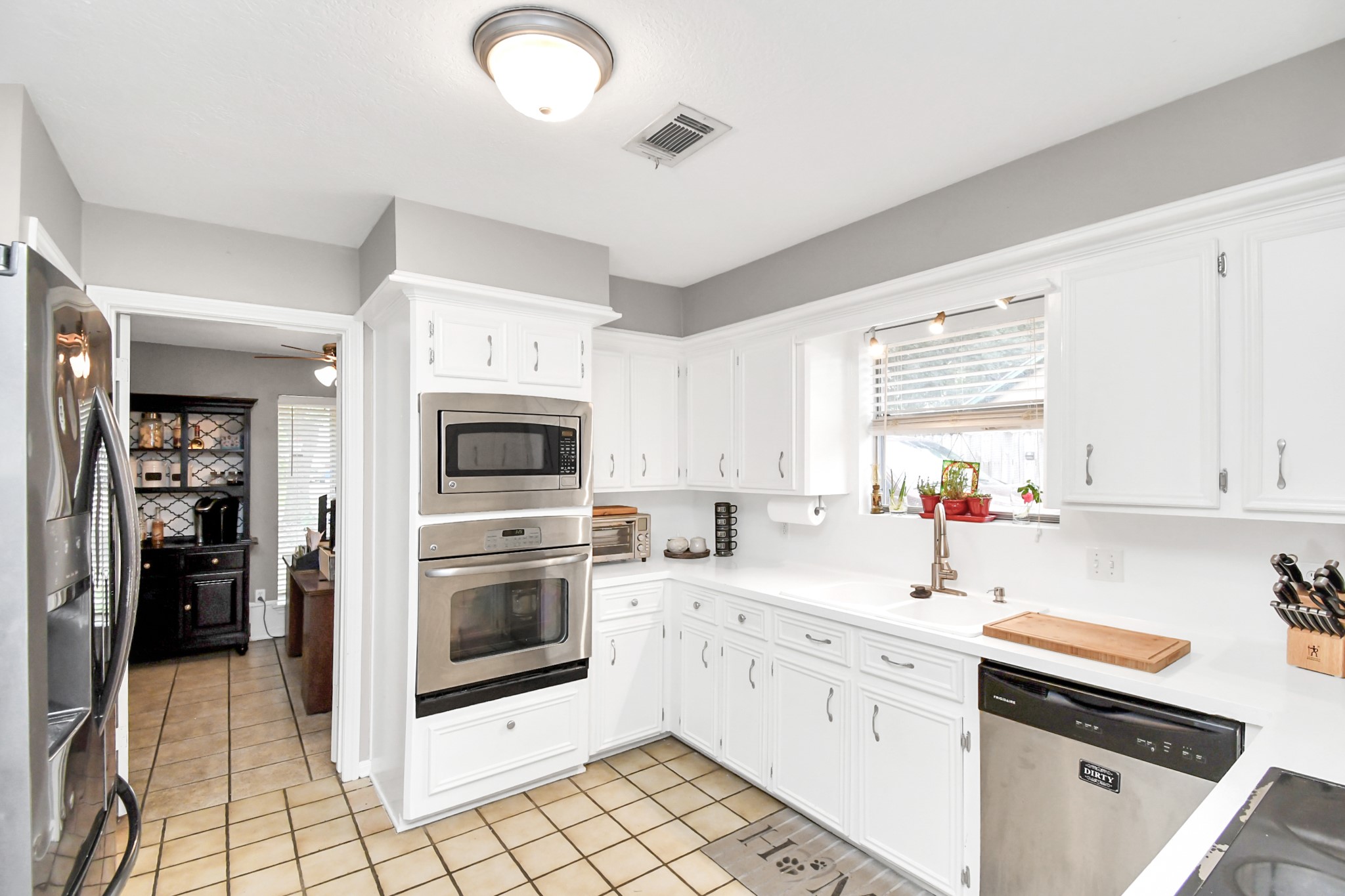 5123 Green Springs Drive , Houston, TX, 77066 | 3417600 | Realty Texas LLC