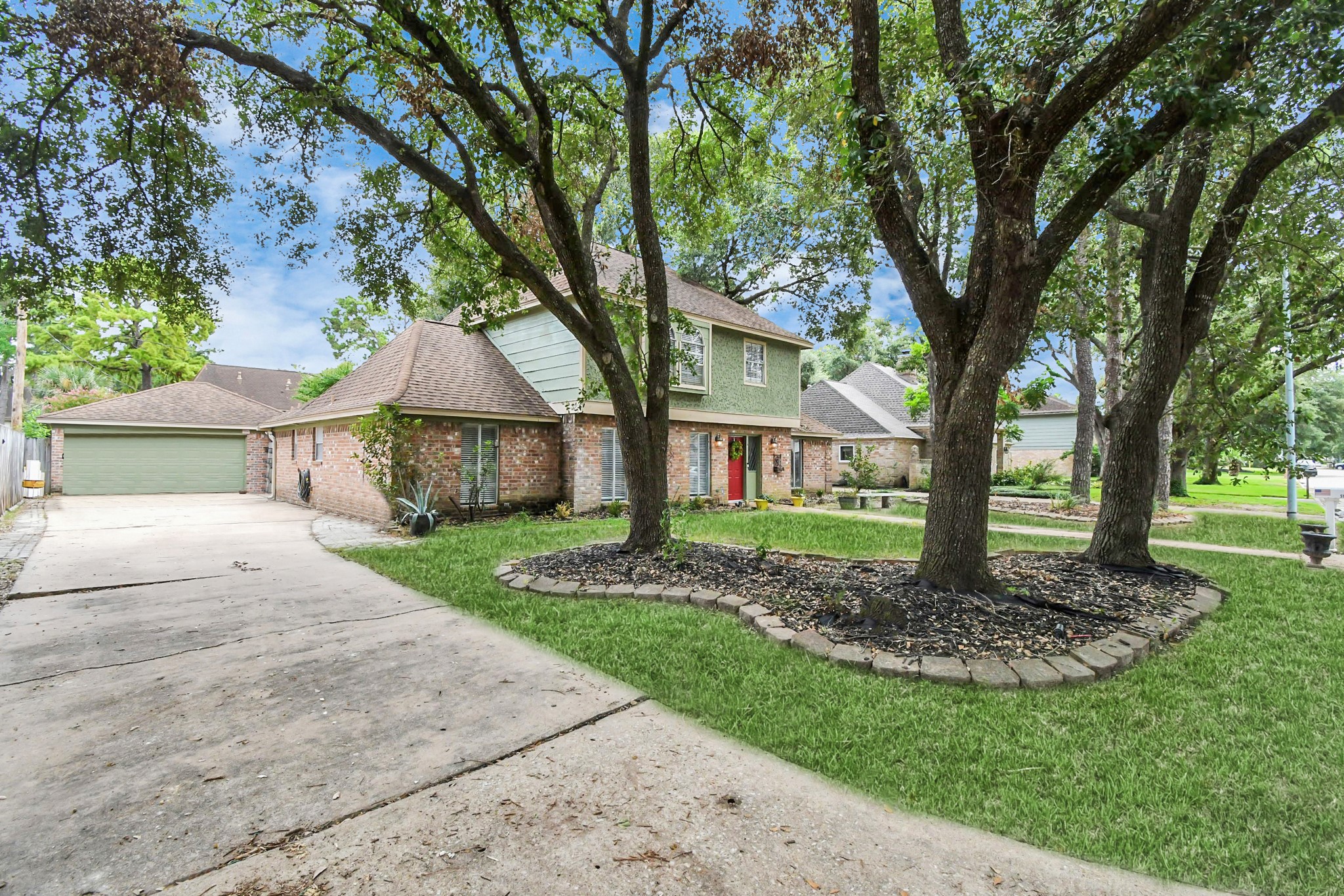 5123 Green Springs Drive , Houston, TX, 77066 | 3417600 | Realty Texas LLC