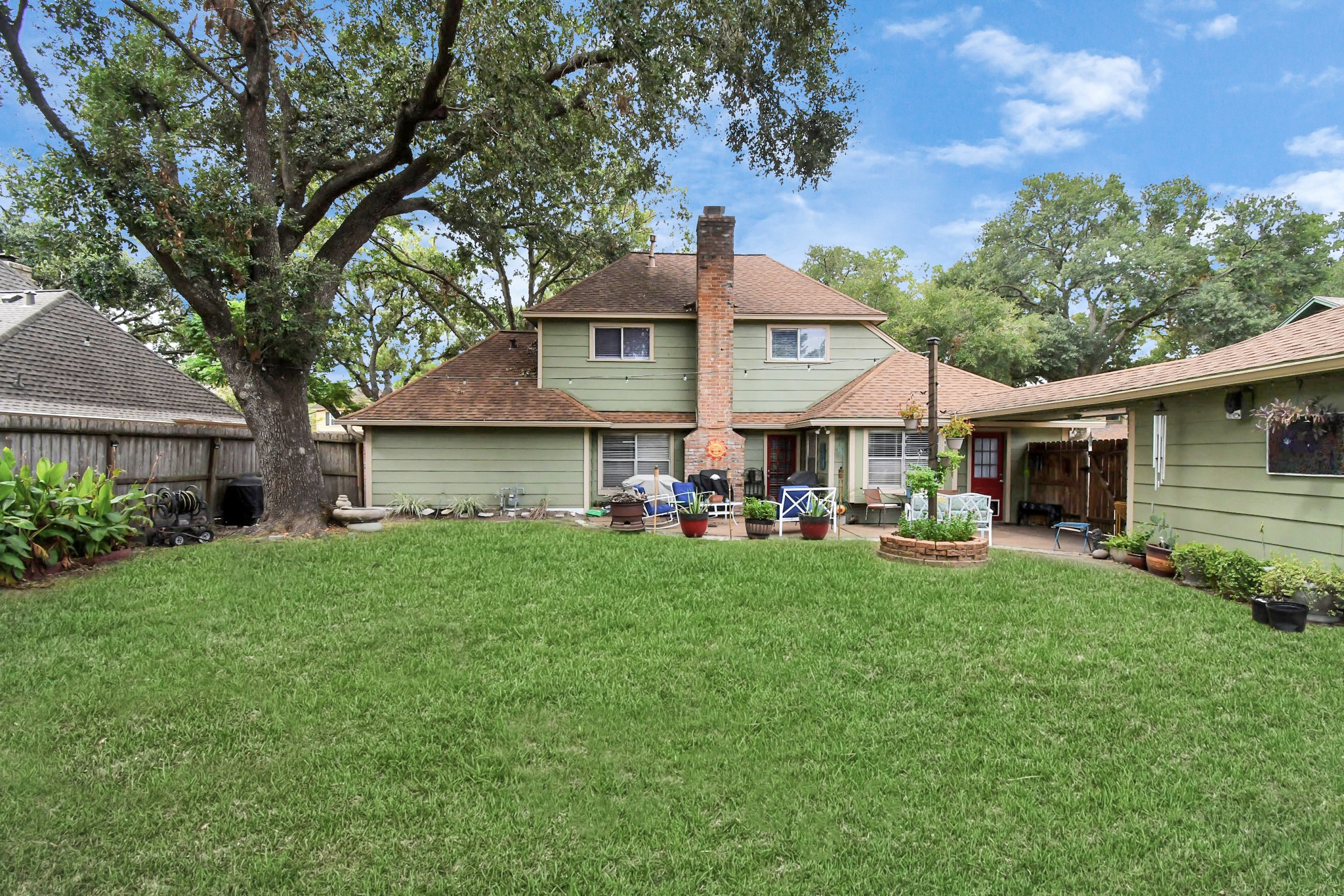 5123 Green Springs Drive , Houston, TX, 77066 | 3417600 | Realty Texas LLC