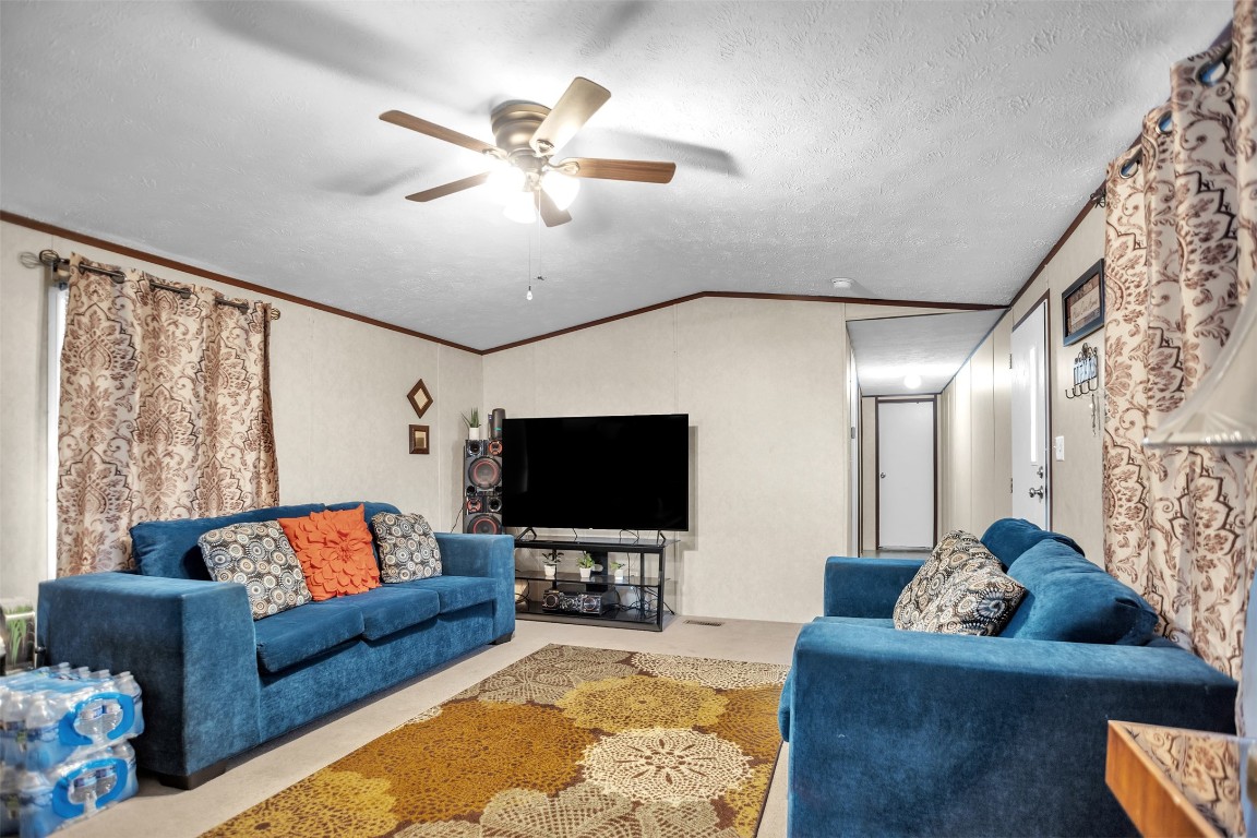 363 El Rey Drive, Kyle, TX, 78640 | 3455137 | Realty Texas LLC