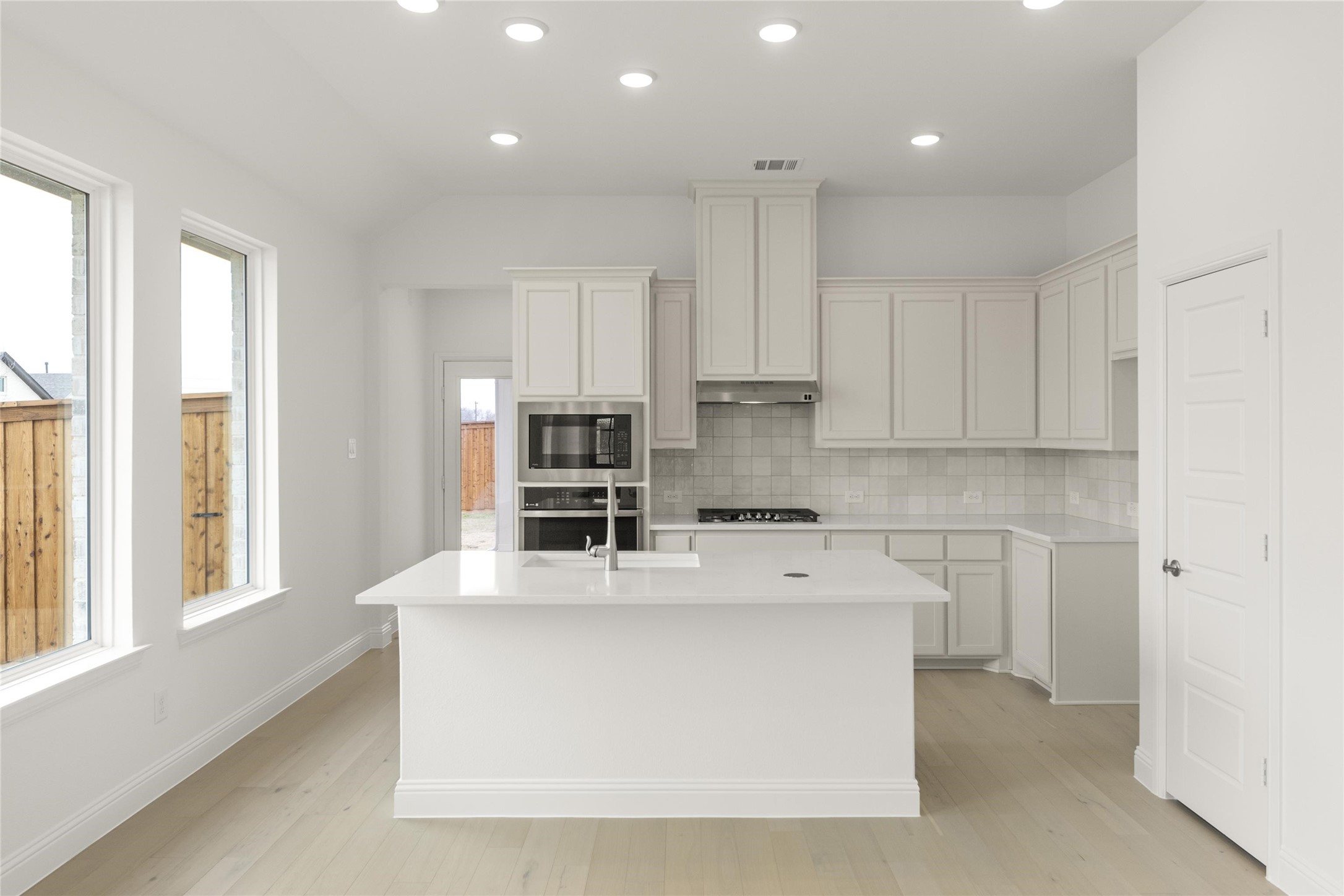 900 Apeldoorn Trail , Little Elm, TX, 75068 | 20714900 | Realty Texas LLC