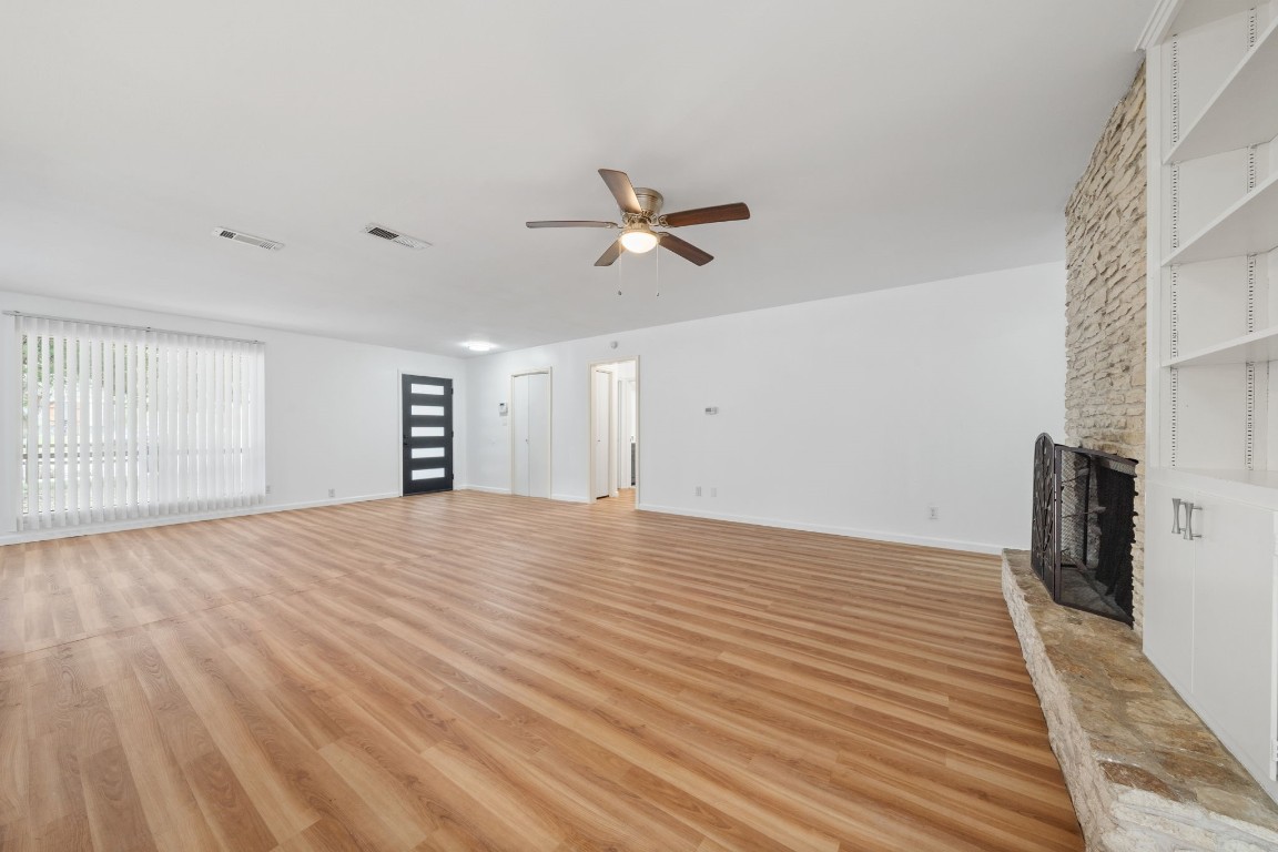 2115 Gaston Place Drive , Austin, TX, 78723 | 4018165 | Realty Texas LLC