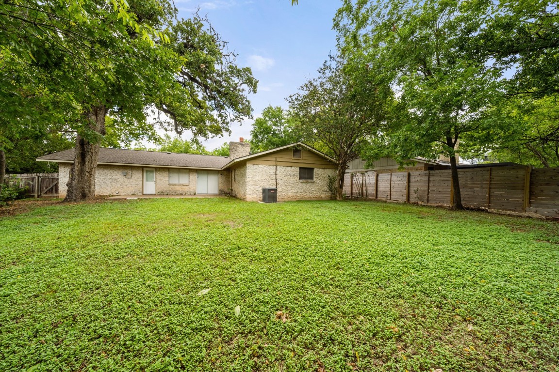 2115 Gaston Place Drive , Austin, TX, 78723 | 4018165 | Realty Texas LLC