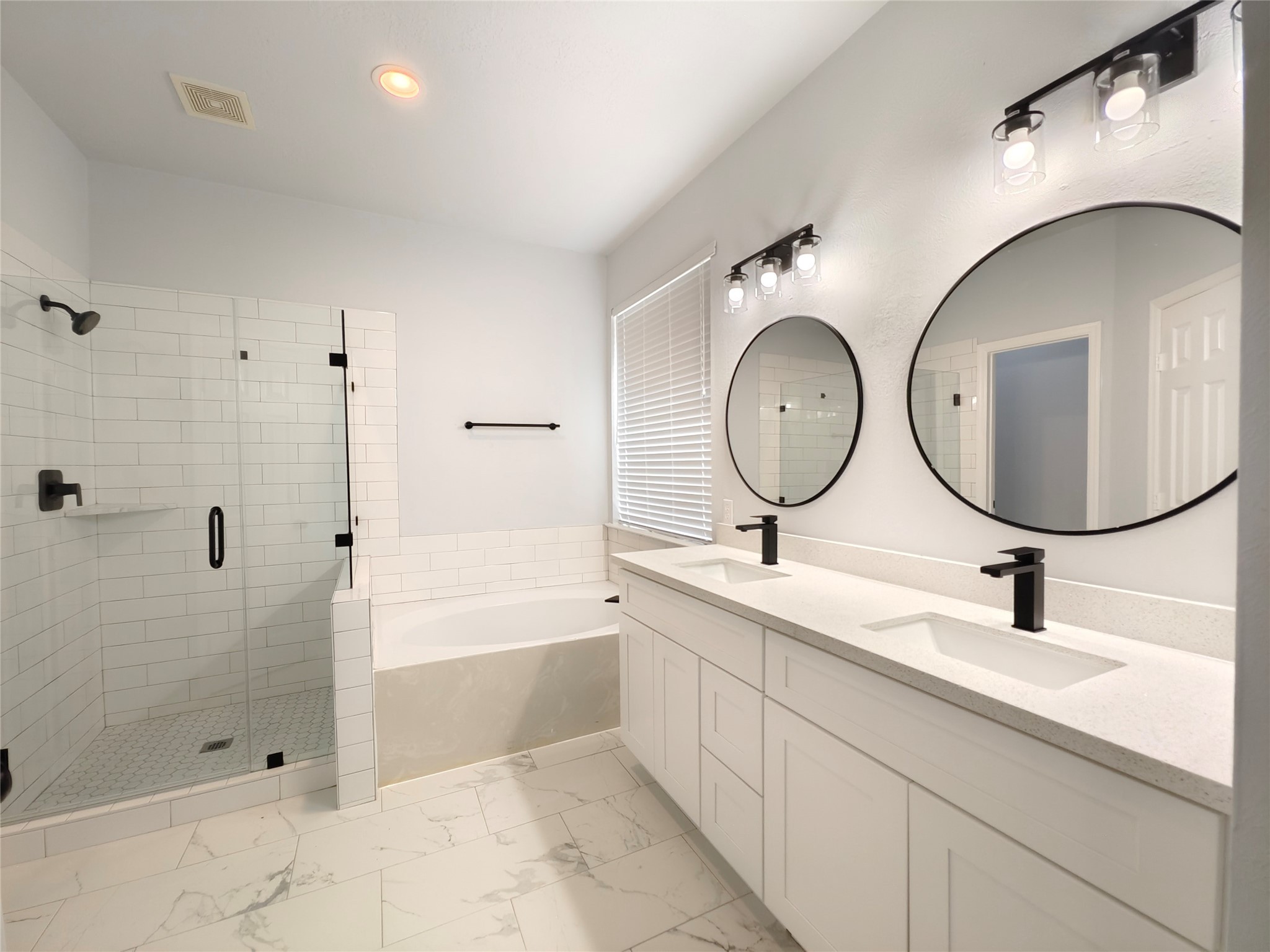 811 Featherbrook Court , Sugar Land, TX, 77479 | 53342392 | Realty Texas LLC