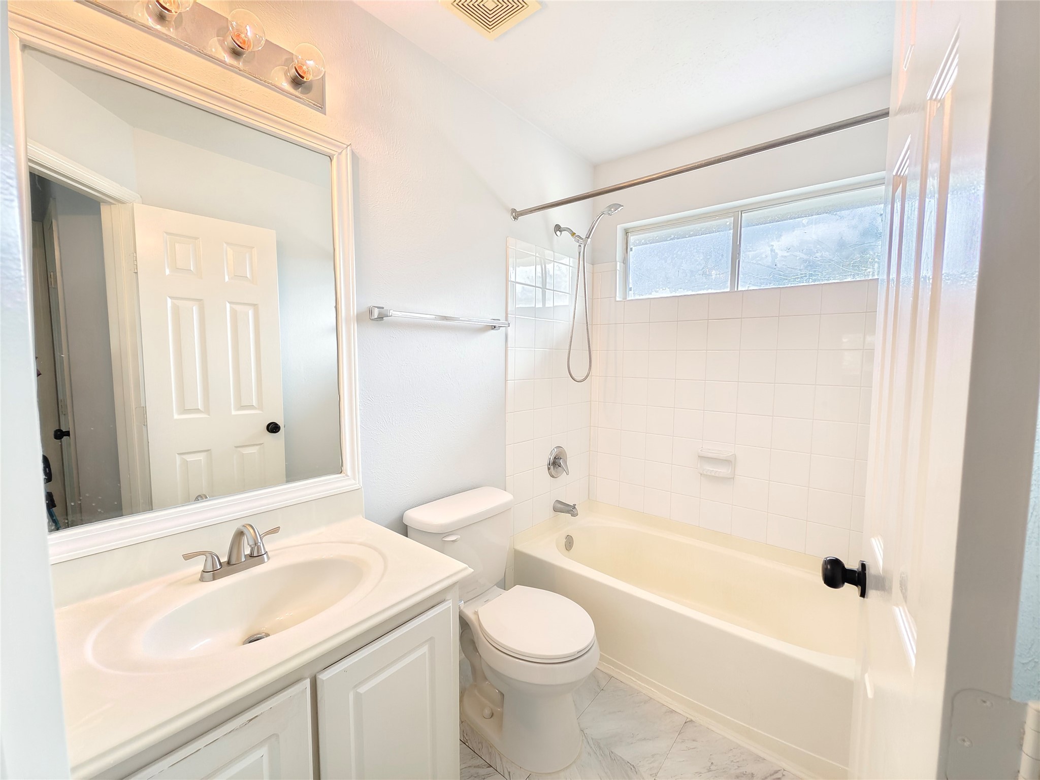 811 Featherbrook Court , Sugar Land, TX, 77479 | 53342392 | Realty Texas LLC
