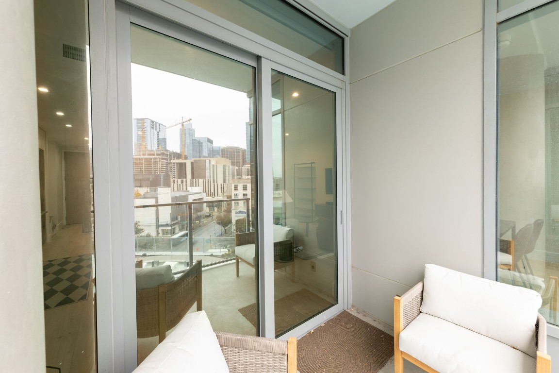501 West Avenue 705 , Austin, TX, 78701 | 7295794 | Realty Texas LLC