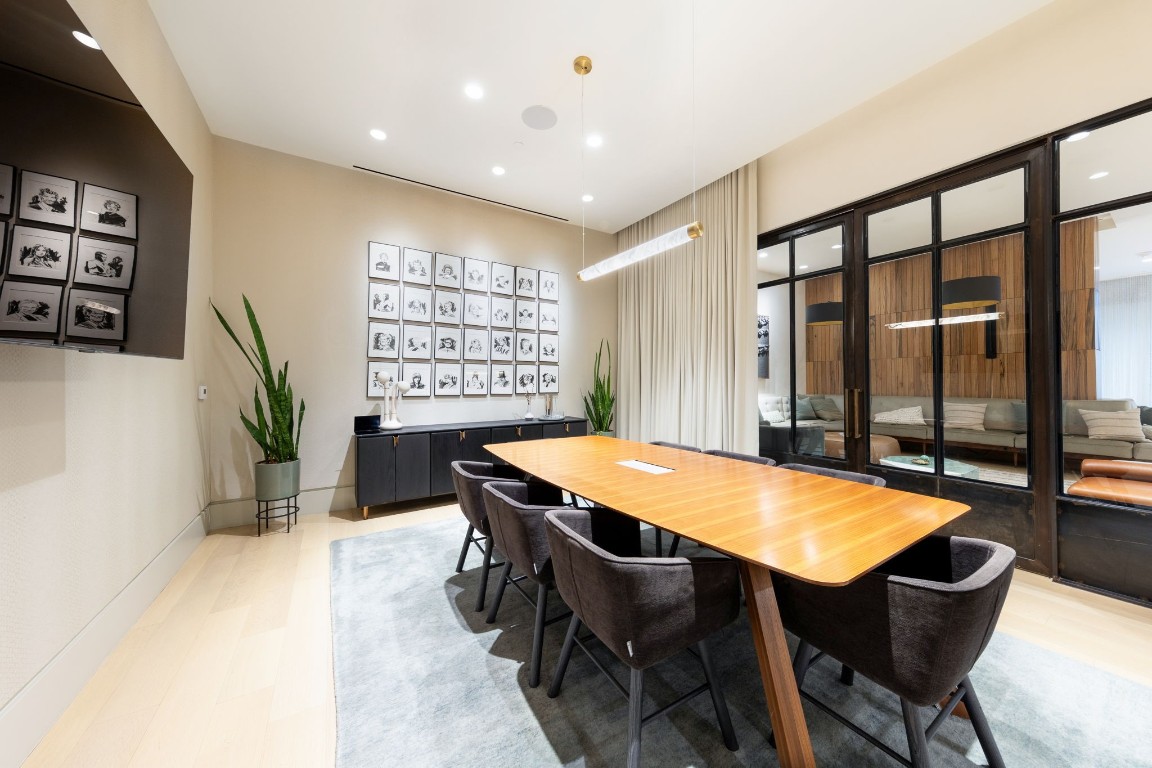 501 West Avenue 705 , Austin, TX, 78701 | 7295794 | Realty Texas LLC