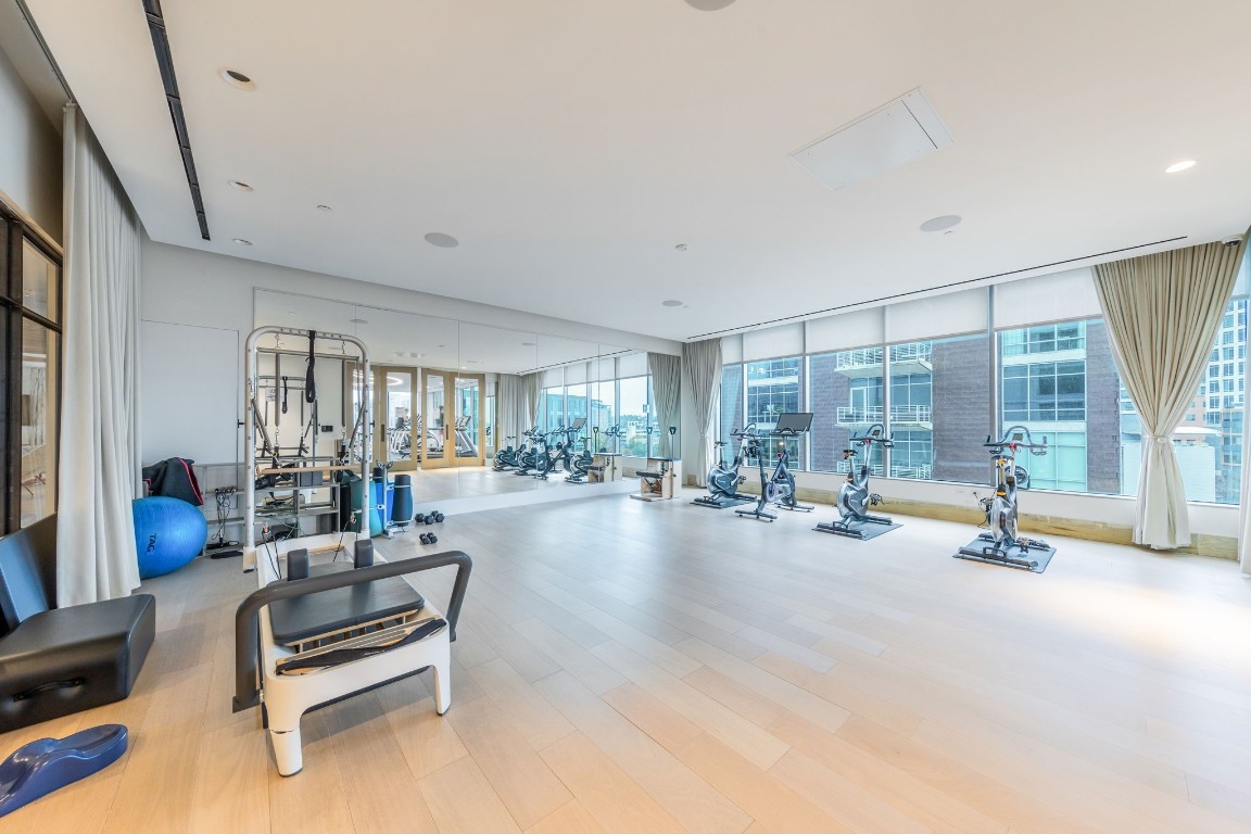 501 West Avenue 705 , Austin, TX, 78701 | 7295794 | Realty Texas LLC