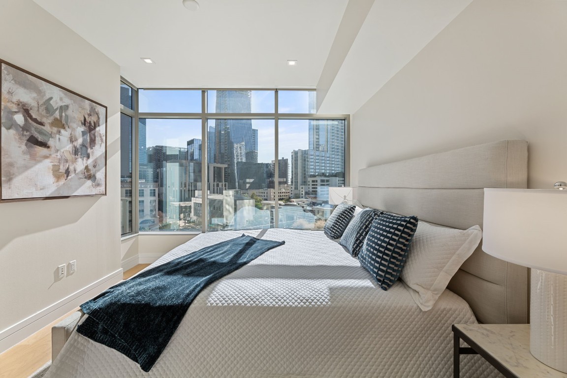 501 West Avenue 705 , Austin, TX, 78701 | 7295794 | Realty Texas LLC