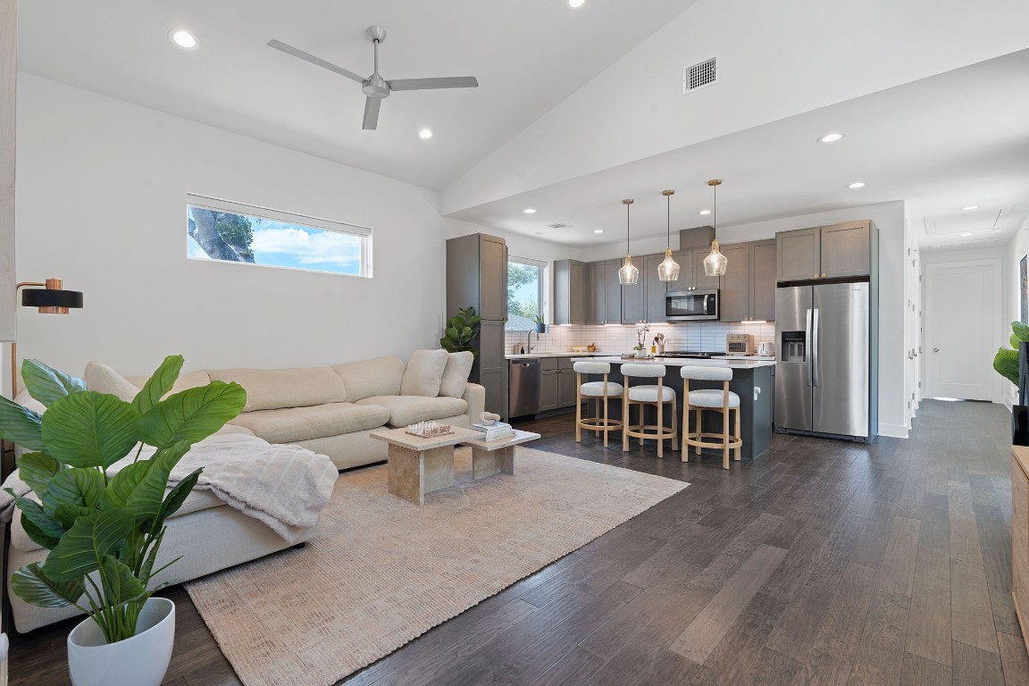 5208 Rogers Lane 2 , Austin, TX, 78724 | 5944245 | Realty Texas LLC