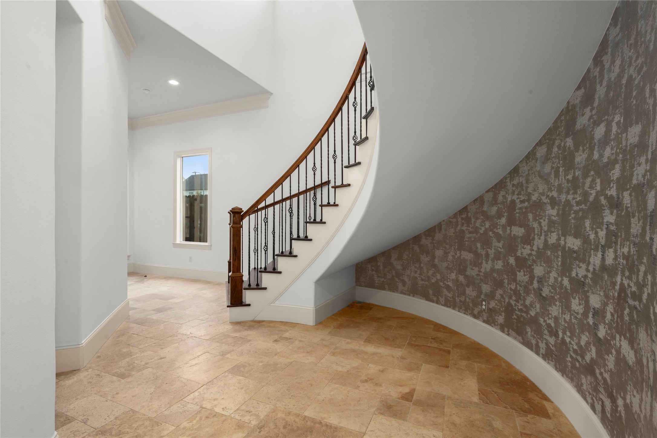 1518 Whispering Pines Drive , Houston, TX, 77055 | 79298235 | Realty Texas LLC