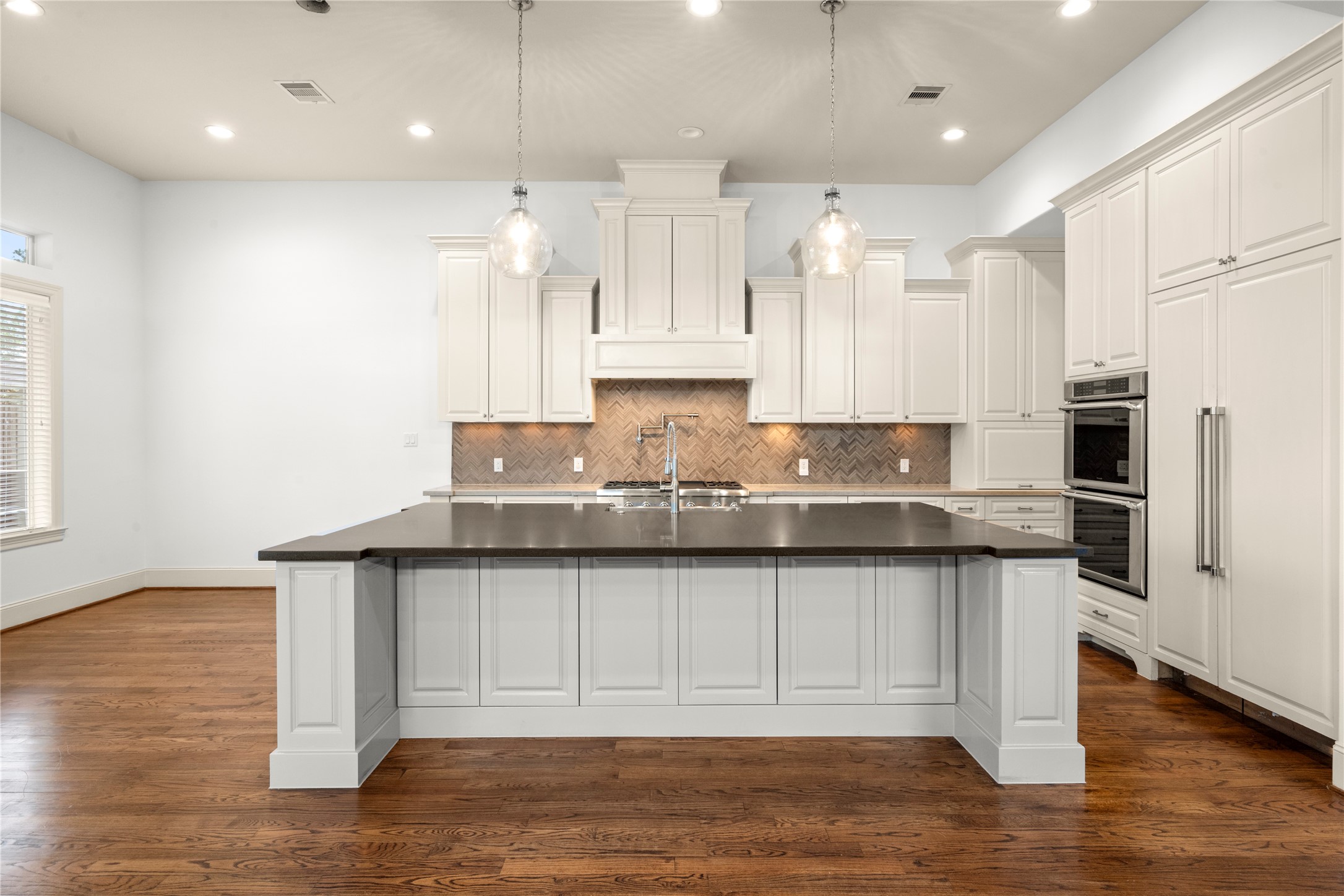 1518 Whispering Pines Drive , Houston, TX, 77055 | 79298235 | Realty Texas LLC