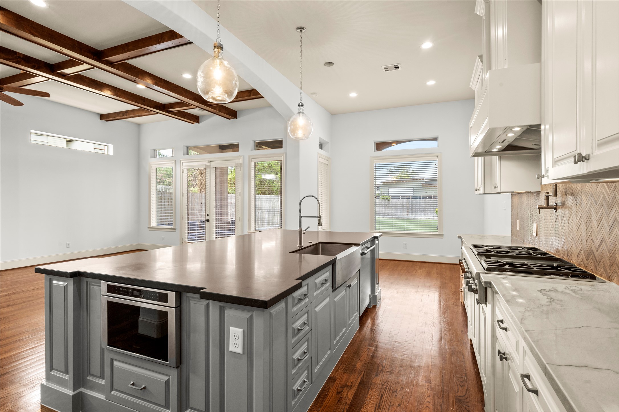 1518 Whispering Pines Drive , Houston, TX, 77055 | 79298235 | Realty Texas LLC