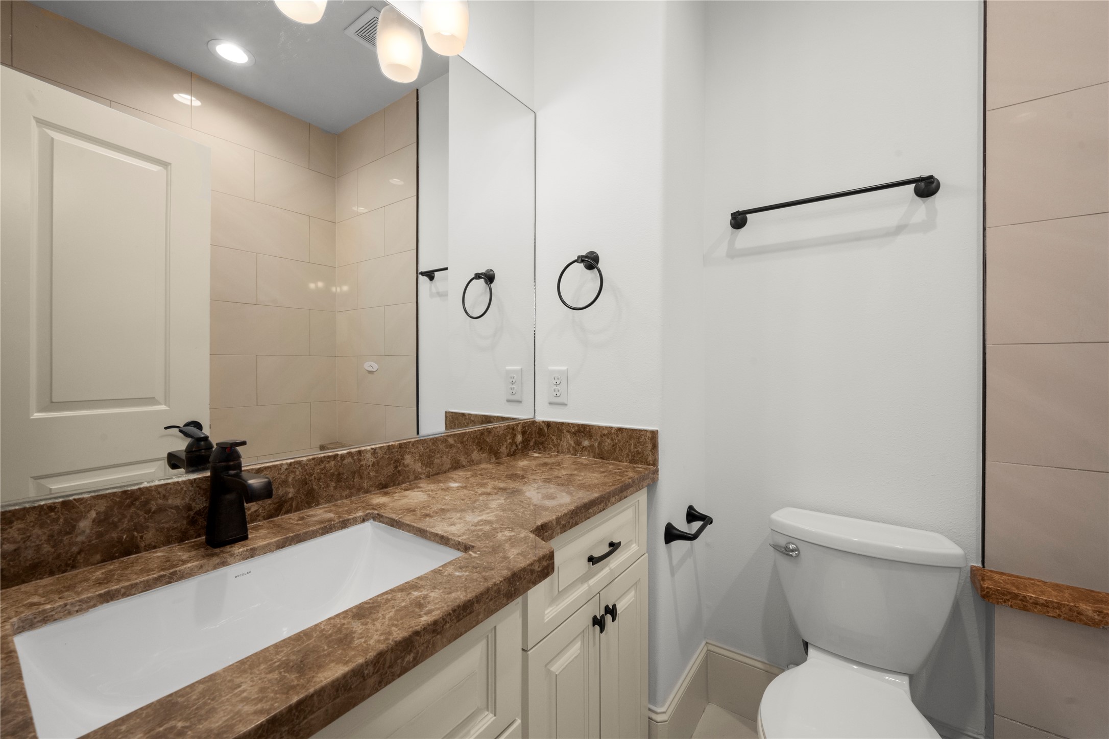 1518 Whispering Pines Drive , Houston, TX, 77055 | 79298235 | Realty Texas LLC