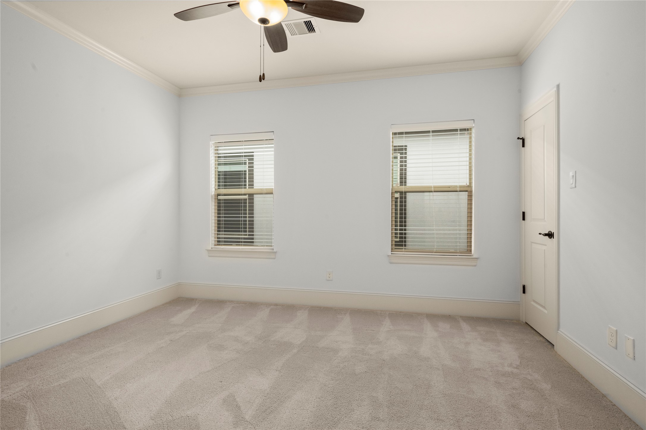 1518 Whispering Pines Drive , Houston, TX, 77055 | 79298235 | Realty Texas LLC